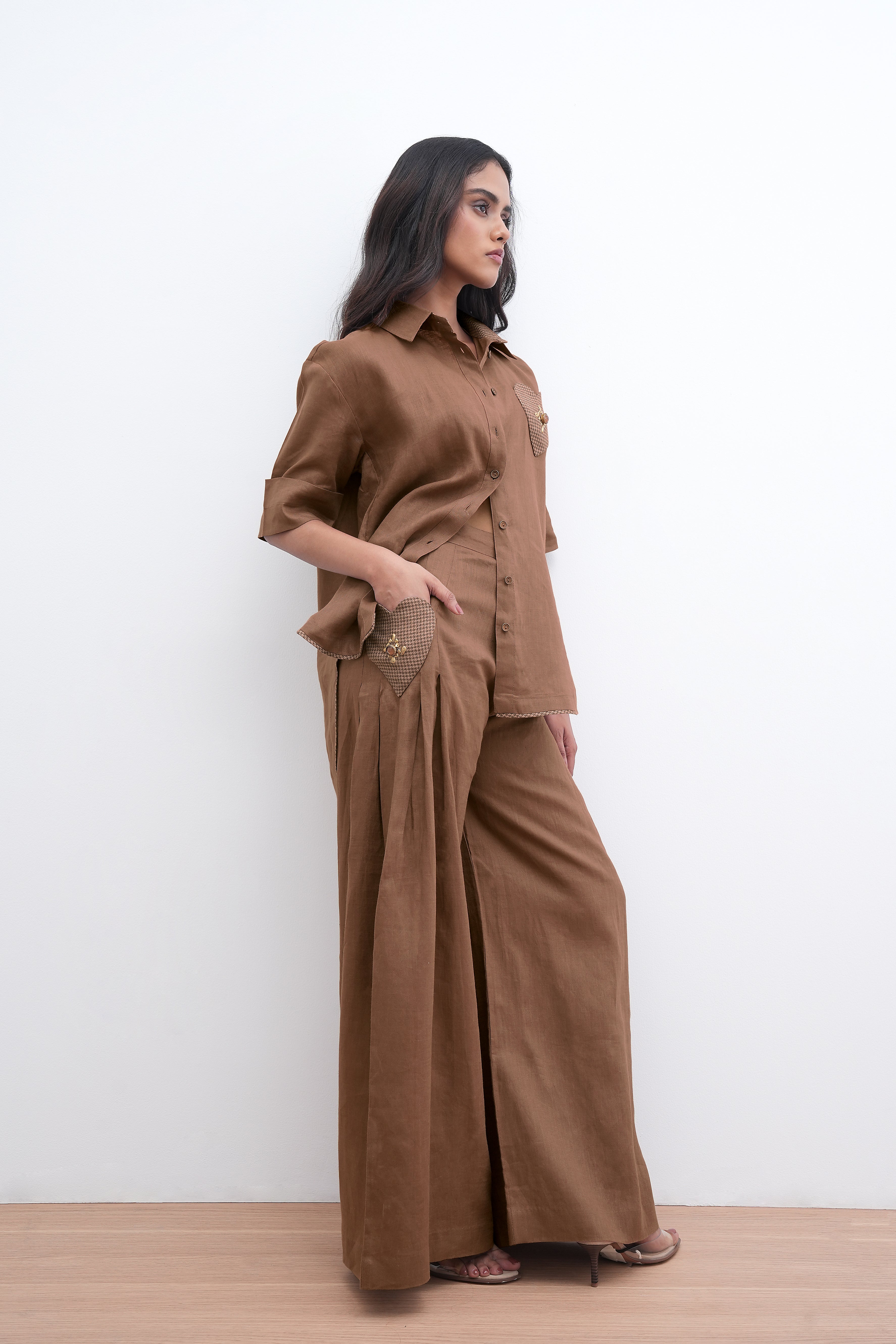 PLEATS & PULSE Shirt/Pant Duo